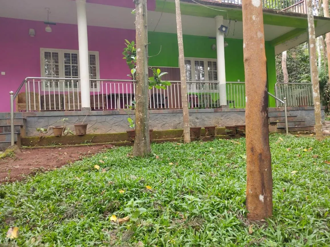 Jungle Inn Wayanad Sultan Bathery Indien