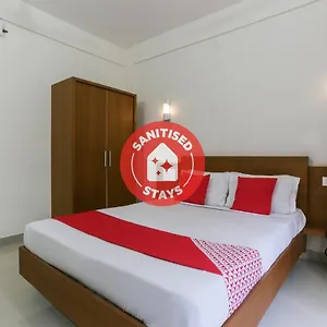 Oyo 8897 August Residency Sultan Bathery